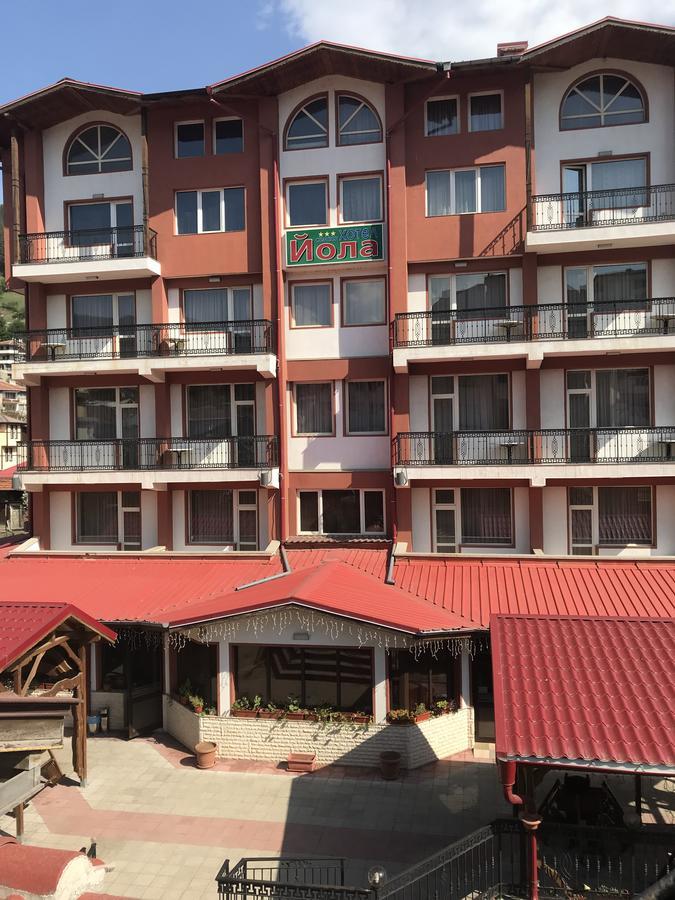 Family Hotel Yola Chepelare Exterior foto